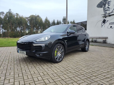 Porsche Cayenne S Hybrid