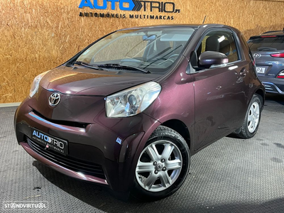 Toyota iQ 1.0 VVT-i