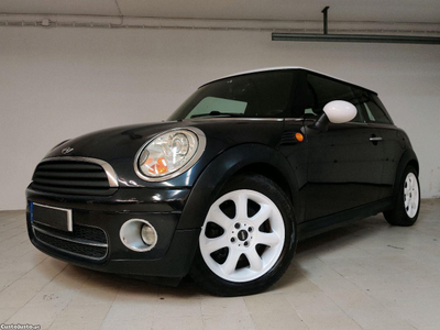 MINI Cooper D 110 CV CX6