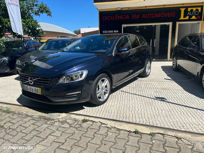 Volvo V60 D6 Twin Engine Geartronic Momentum