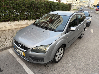 Ford Focus 1.4 gasolina GPL