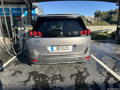 Peugeot 5008 Active