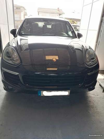 Porsche Cayenne S E-Hybrid Platinum