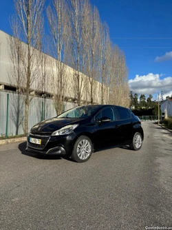 Peugeot 208 Blue Hdi