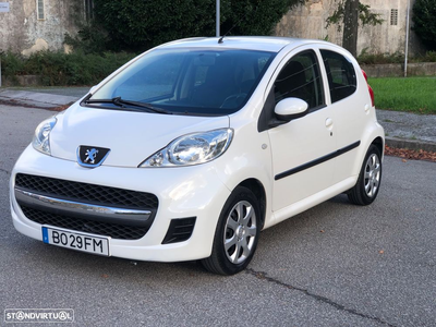 Peugeot 107 1.0 Urban 2 Tronic