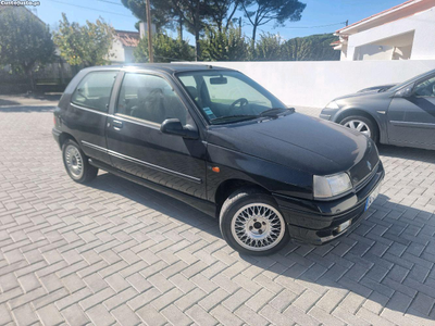 Renault Clio 1.4 Baccara