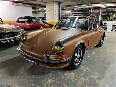 Porsche 911 T 2.4