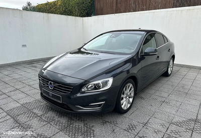 Volvo S60 2.4 D5 Summum Geartonic