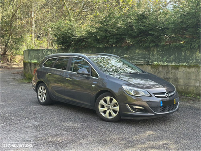 Opel Astra Sports Tourer 1.7 CDTI DPF ecoFLEX S&S Design Edition