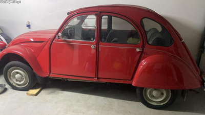 Citroën 2CV 700