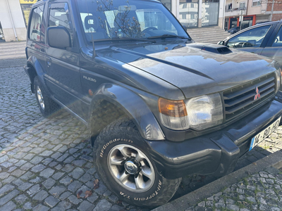 Mitsubishi Pajero 2.8 GLS