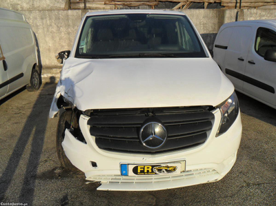 Mercedes-Benz Vito 114C6CV 6 LUGARESDI 136CV