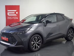 Toyota C-HR 1.8 Hybrid Square Collection