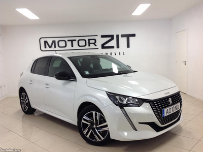 Peugeot 208 1.2 Puretech Allure 28.262 Klms