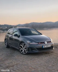 VW Golf 2.0 TSI GTI DSG Performance