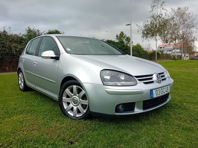 Volkswagen Golf 2.0 TDi Confortline