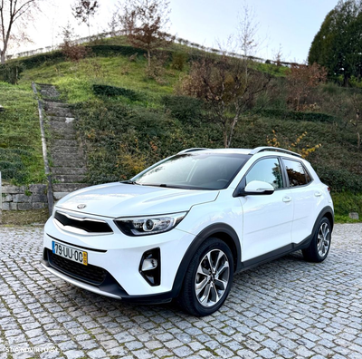 Kia Stonic 1.0 T-GDI EX