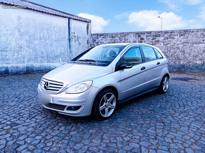 Mercedes-Benz B 180 2.0 CDI (IPO 01/2026)