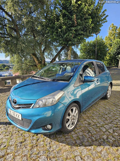 Toyota Yaris Sport cx auto d4d