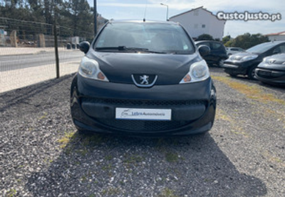 Peugeot 107 1.4 Hdi 5P c''AC