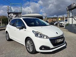 Peugeot 208 1.6 HDI Style 75 cv Nacional