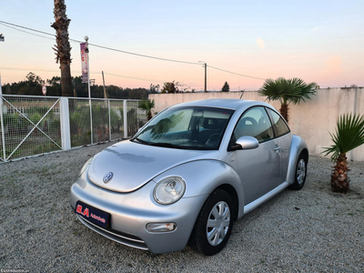 VW New Beetle 1.4i 16V 75cv