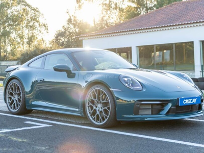 Porsche 911 CARRERA 4S