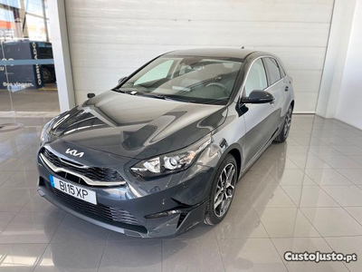 Kia Ceed 1.0 T-GDi 6MT SPORT