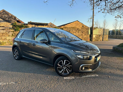 Citroen C4 1.2 PureTech Feel EAT6