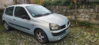 Renault Clio Bom estado