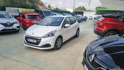 Peugeot 208 1.5 BlueHDi Active Business Pack