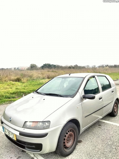 Fiat Punto ELX Gasolina Econômico