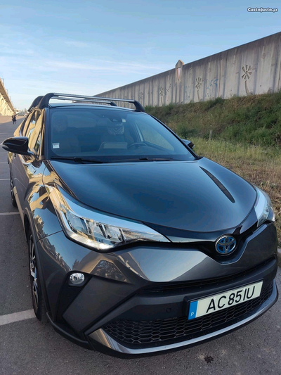 Toyota C-HR 1.8 Hybrid Square Collection