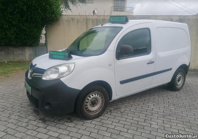 Renault Kangoo 2L - nacional DCI