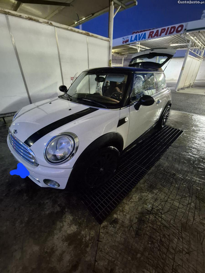 MINI Cooper D