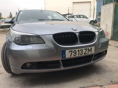 BMW 530 561