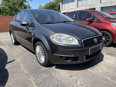 Fiat Linea M-jet Emotion