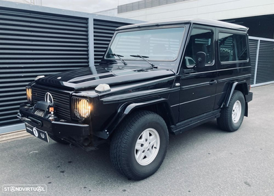 Mercedes-Benz G 230