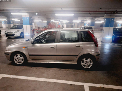 Fiat Punto 1.2 85 impecável