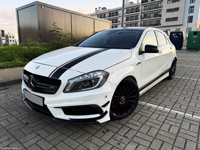 Mercedes-Benz A 45 AMG 4Matic Speedshift 7G-DCT Edition 1