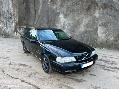 Volvo V70 2.5 TDi