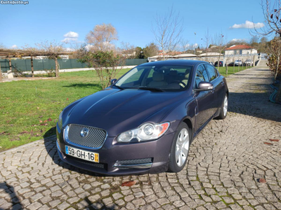 Jaguar XF 2.7 D V6 Premium Luxury 207 cv