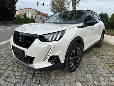 Peugeot 2008 1.2 GT LINE 130 CV