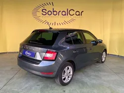 Skoda Fabia 1.0 TSI Ambition Automático