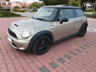 MINI Cooper S R56 175cv, duplo teto de abrir, iuc antigo!