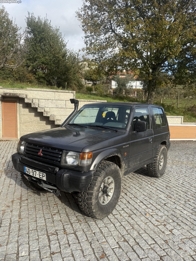 Mitsubishi Pajero Glx 2.5