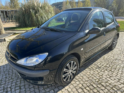 Peugeot 206 1.1 Xt