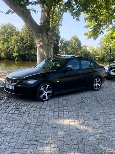 BMW 320 bmw e90 163cv , full extras