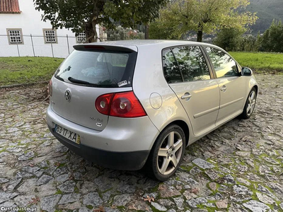 VW Golf 5 FSI