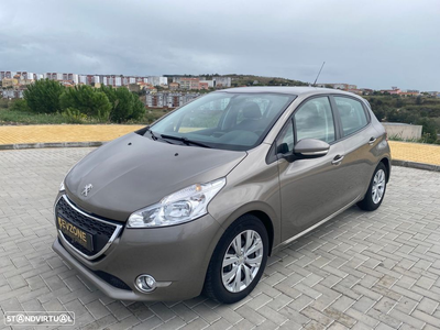 Peugeot 208 1.6 e-HDi Active